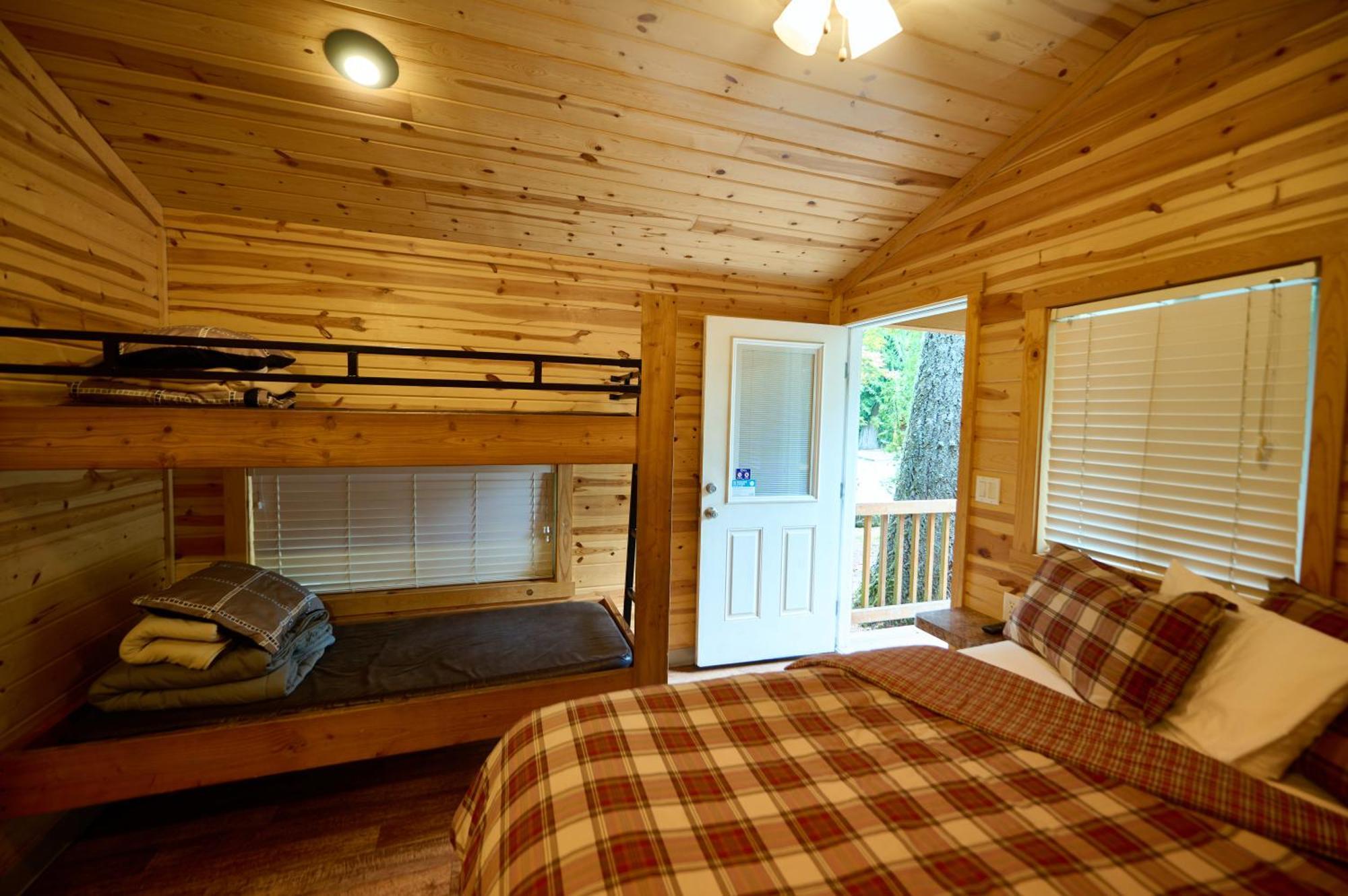 Mount Hood Village * Welches