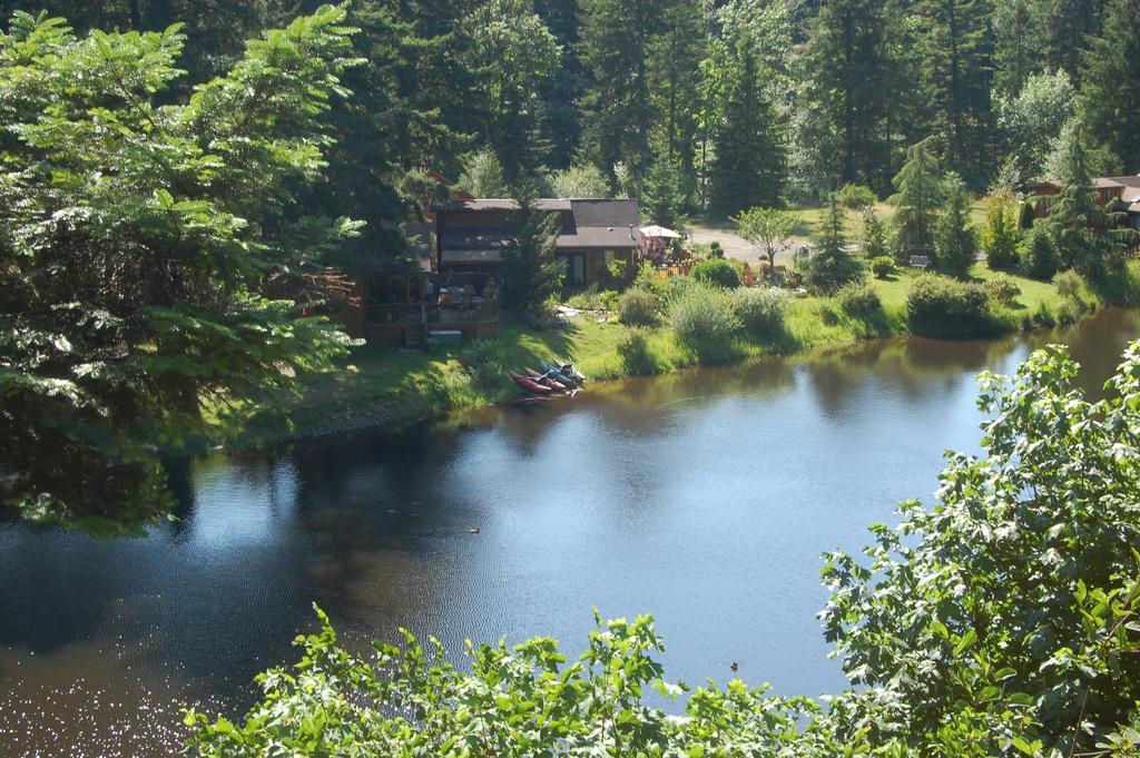 Mount Hood Village * Welches