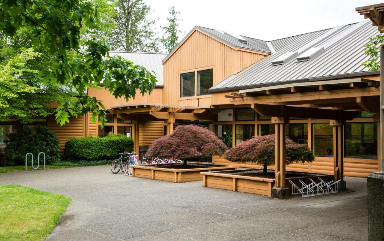 Mount Hood Village *